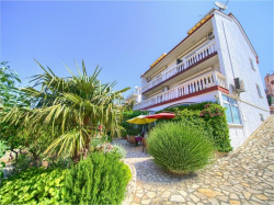 Apartmany Villa Vesna - Family apartments Crikvenica