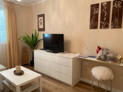 Apartmany Aenona Nin