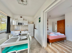 Apartmenthaus Dijana Krk (Insel Krk)